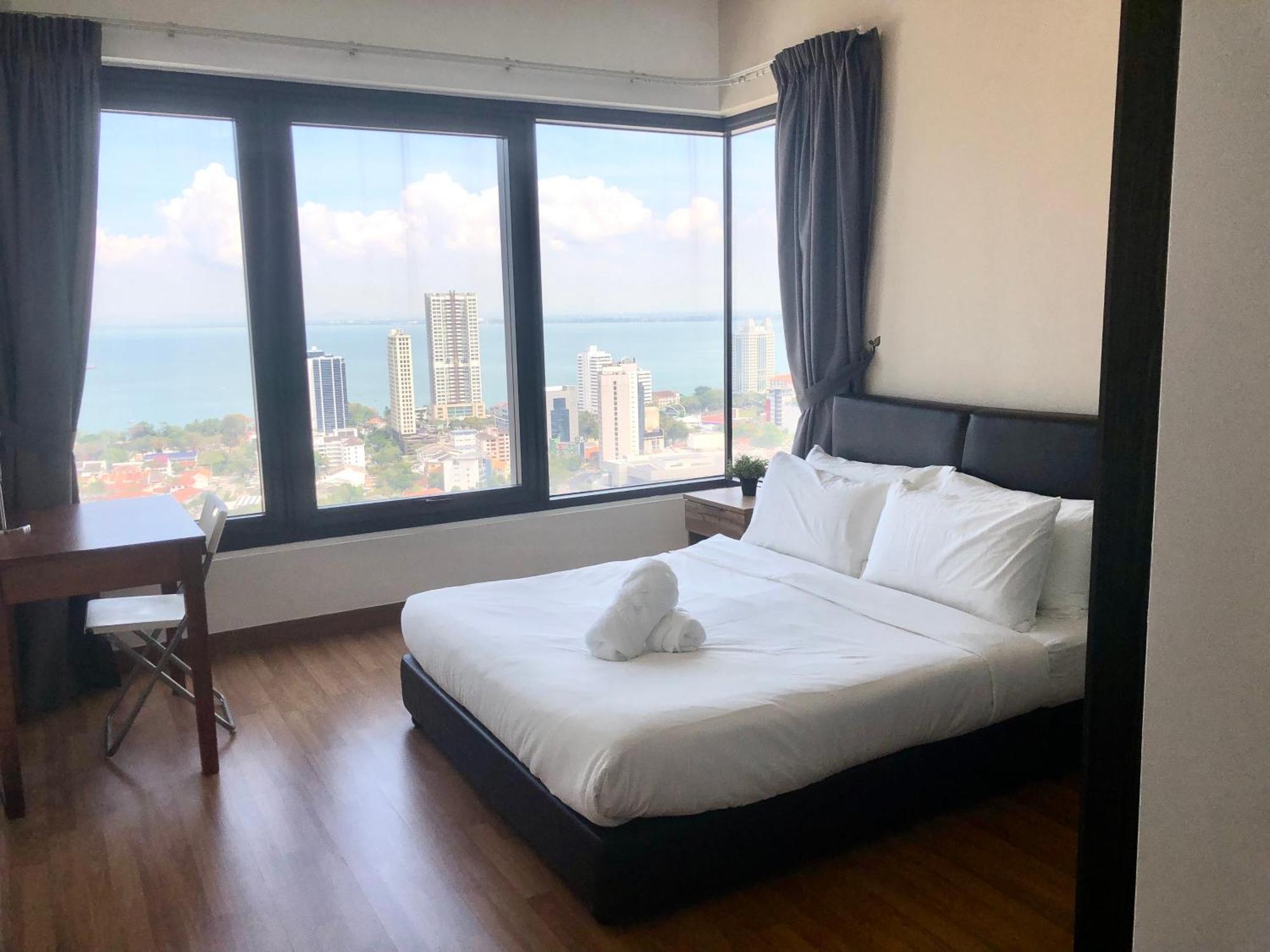 Tropicana 218 Macalister Netflix Unit By Blue Sky Holidays Джорджтаун Экстерьер фото