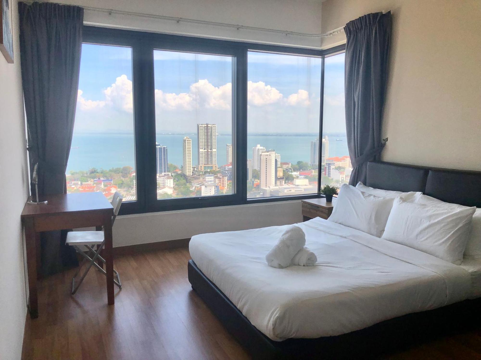 Tropicana 218 Macalister Netflix Unit By Blue Sky Holidays Джорджтаун Экстерьер фото